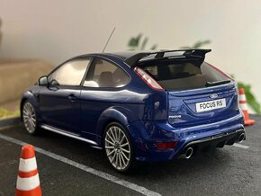 1:18 2009 FORD Focus RS - OttOmobile Limited Edition - 3