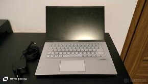 ASUS Vivobook - 3