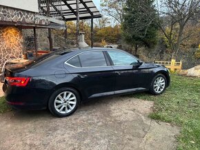 Škoda Superb 2,0 TDI, 4x4 Style 122 000km - 3