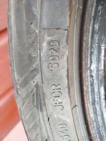 Predám pneumatiky 225/50 r17 - 3