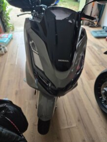 Honda pcx 125 2023 - 3