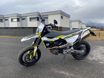 HUSQVARNA  SM 701 SUPERMOTO - 3