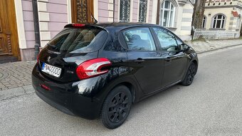 Peugeot 208 1.2 Len 102 000 km - 3