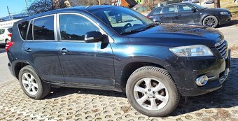 Toyota RAV4 2011 - 3