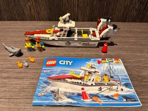 2016 LEGO CITY 60147 rybárska loď - 3