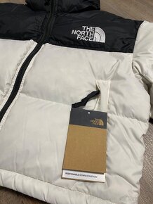 The North Face Nuptse Short dámska bunda - 3