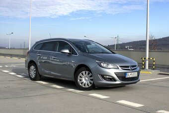 Opel Astra Sport Tourer ST 1.4 Turbo 140k Cosmo - 3