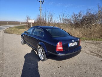 Škoda superb 2.5 diesel 114kw - 3