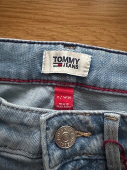 Nové dámske Tommy Jeans - 3