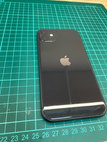 Apple iPhone 11 128GB - 3