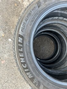 Michelin zimné 235/55 R18 - 3