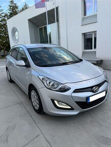 Hyundai i30 combi 1.6 crdi nová STK/Ek - 3