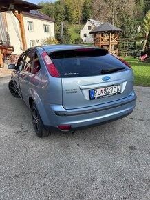 Ford Focus 2.0 - 3