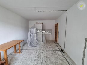 HALO reality - Predaj, trojizbový byt Banská Štiavnica - ZNÍ - 3