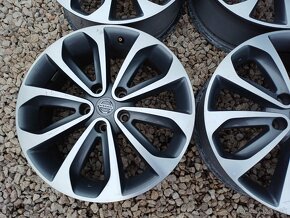 org.hlinikové disky-Nissan Qashqai--61/2Jx18-ET-40--5x114,3 - 3