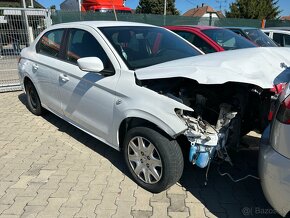 Lacno rozpredám vozidlo Peugeot 301 na náhradné diely - 3