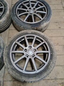 5x114.3 R17 elektróny Hyundai - 3