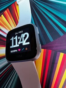 Inteligentné hodinky Fitbit Versa /SUPER CENA/ - 3