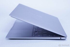 ZÁRUKA/Macbook Air 13.3"/M1 (7 CORE) /8GB RAM/256GB SSD - 3