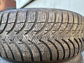 Plechové disky +Zimne pneu Michelin 195/65 R15 5x120 - 3