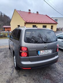 Volkswagen Touran 1.9 TDI DSG - 3