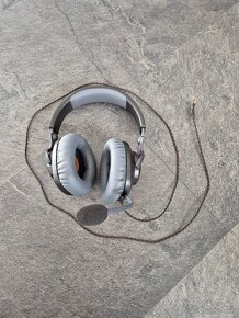 Slúchadká JBL Quantum 100 čierne - 3