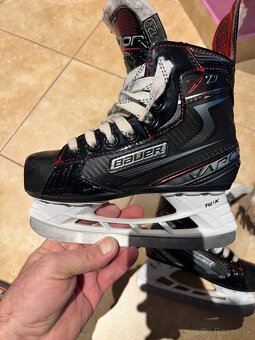 BAUER VAPOR X 2,7 VEĽKOSŤ 31,5 - 3