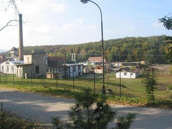 Horné Orešany: Na predaj výrobno-skladový areál. - 3