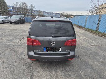 Touran 2,0 TDI DSG - 3