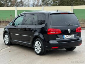 Volkswagen Touran 2.0 TDI DSG HIGHLINE XENON NAVI - 3