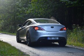 Hyundai Genesis coupe 3.8 V6 manál - 3