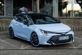 Toyota Corolla TS 2.0 Hybrid Dynamic Force e-CVT GR Sport - 3