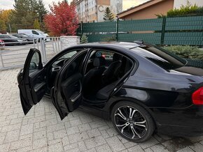 BMW E90 318D 2009 Facelift - 3