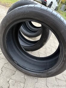 Predam Letné Pneu Dunlop 315/35 r20 a 275/40 r20 - 3