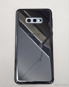 Samsung Galaxy S10e - 3