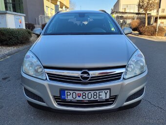 Opel Astra H 1.6 Benzín / LPG - 3