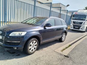 Audi Q7 - 3