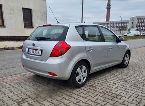 KIA Ceed 1,4 benzín - 3