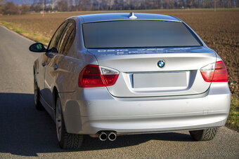 BMW E90 330i xDrive 190kW A/T - 3