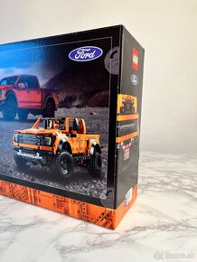 LEGO® Technic 42126 Ford F-150 Raptor - 3