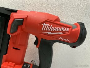 Milwaukee M18 FN18GS aku klincovačka - 3