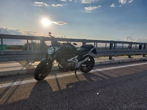 Suzuki SFV650 Gladius - 3