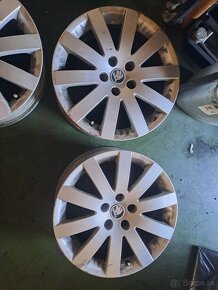 5x112 R17 Škoda 7J ET37 - 3