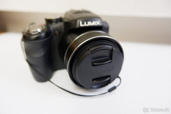 Panasonic Lumix DMC-FZ200 - 3