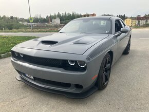 Dodge Challenger 5,7 HEMI— 276 kW—rok 2017–manuál - 3