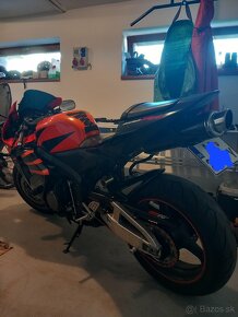 Predám honda cbr 600rr 2006 - 3