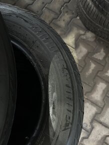 195/65 R15 Bridgestone Blizak - 3