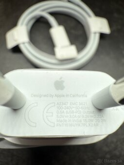 Apple 20 W USB-C nabíjačka - 3