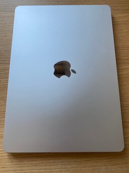 Predám MacBook Air 13" M3 8GB 256GB Strieborný SK - 3