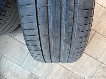 Sada letných pneumatík Pirelli 275/40R21 a 315/35R21 - 3